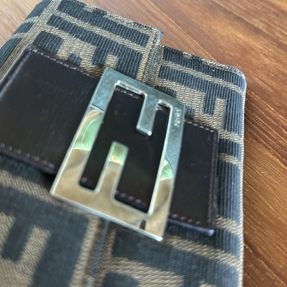 Fendi tri-fold wallet - Picture 2 of 9